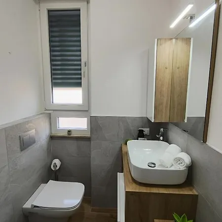 Fiera Apartman *